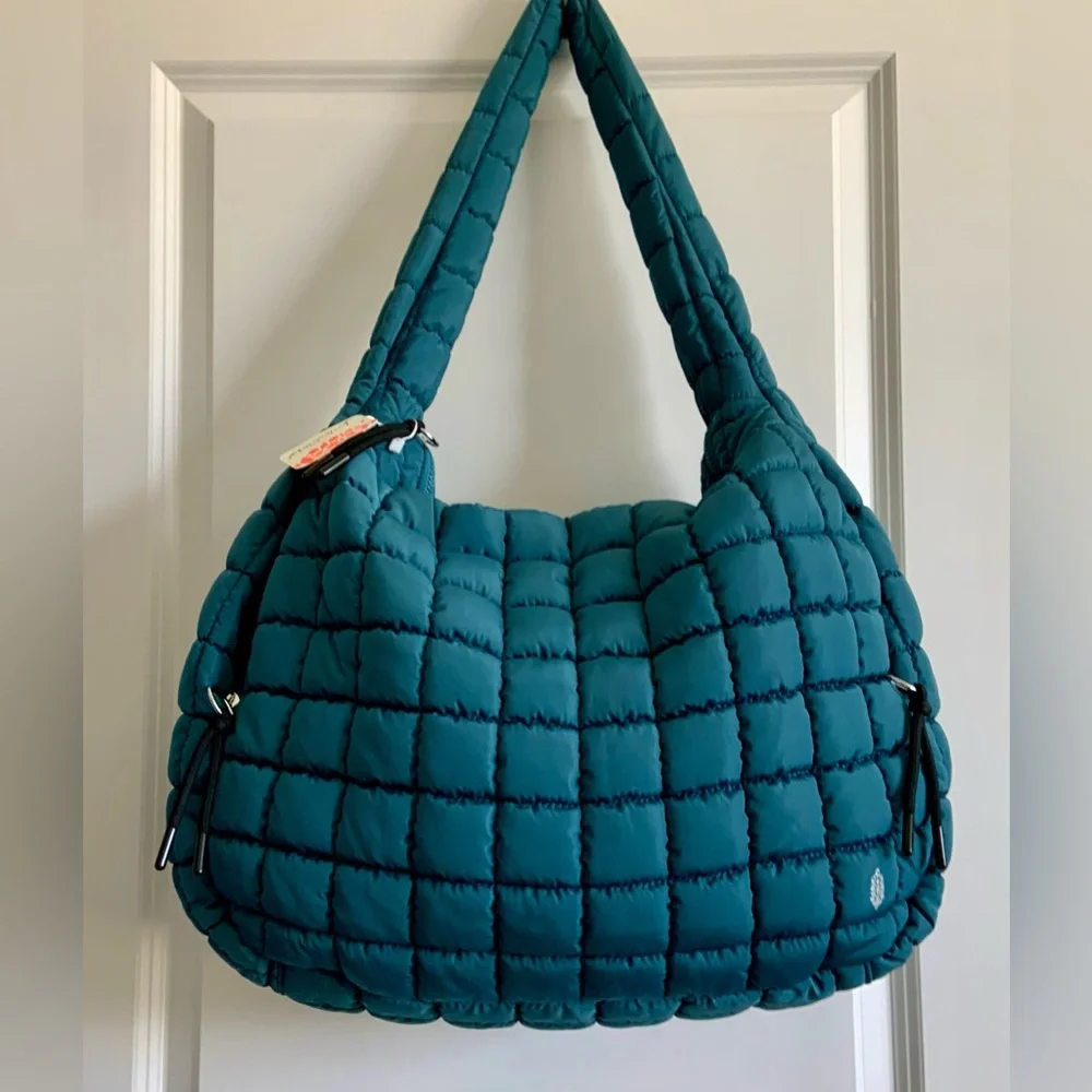 Free People Movement ~ Quilted Carryall Bag/Purse * NWT * - Picture 9 of 12